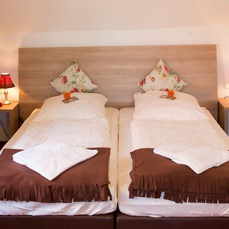 Boutiquehotel Goldene Rose - Self-Check-In 로텐부르크 옵 데어타우버 외부 사진