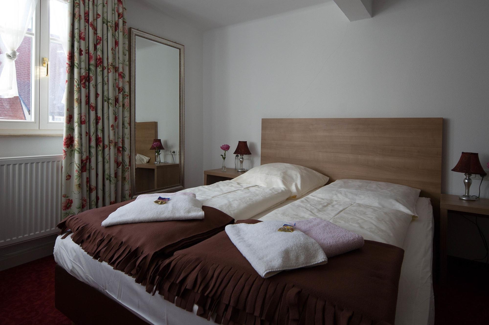 Boutiquehotel Goldene Rose - Self-Check-In 로텐부르크 옵 데어타우버 외부 사진