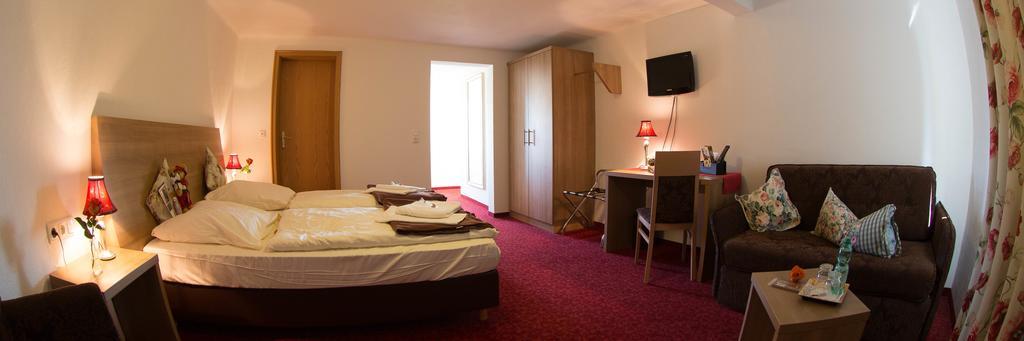 Boutiquehotel Goldene Rose - Self-Check-In 로텐부르크 옵 데어타우버 외부 사진